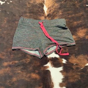 No Boundaries shorts